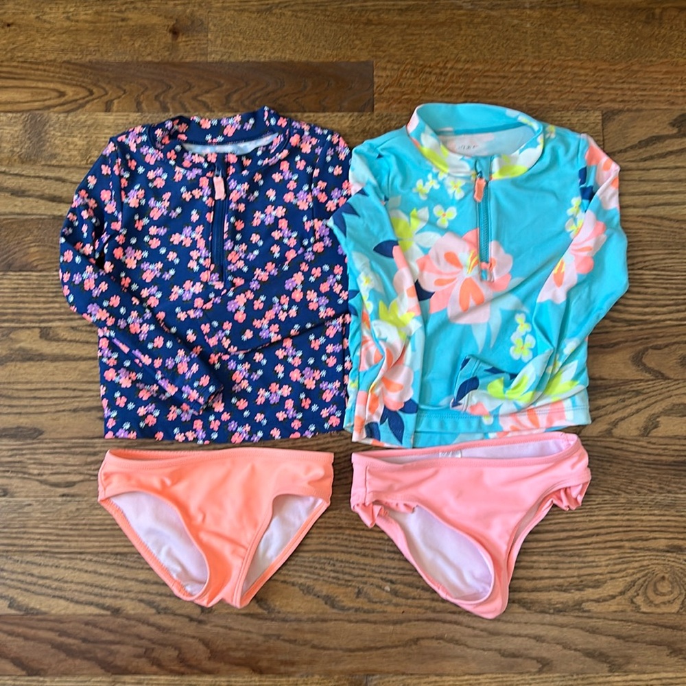 Pair of 2-Piece Bathing Suits 3T